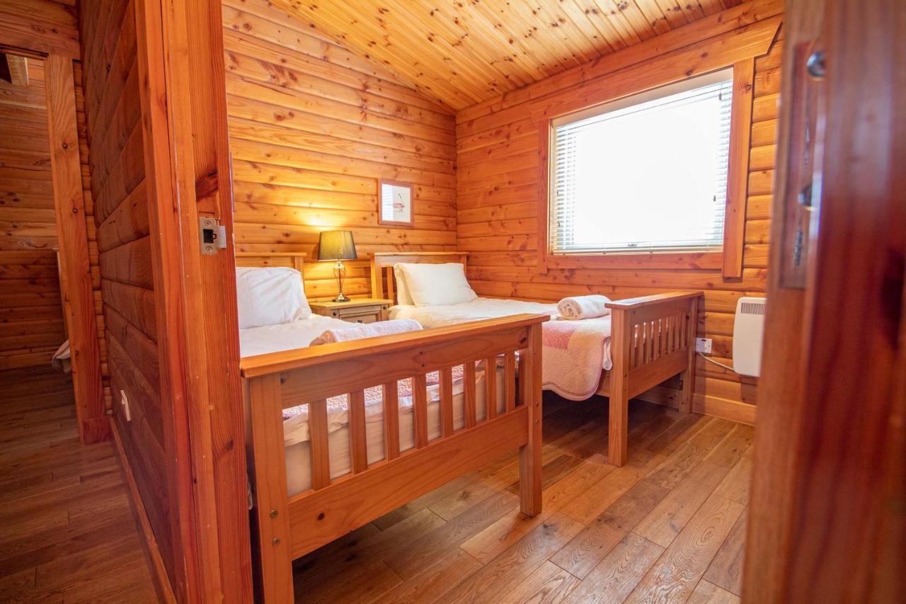 Aviemore Lodges Exterior foto